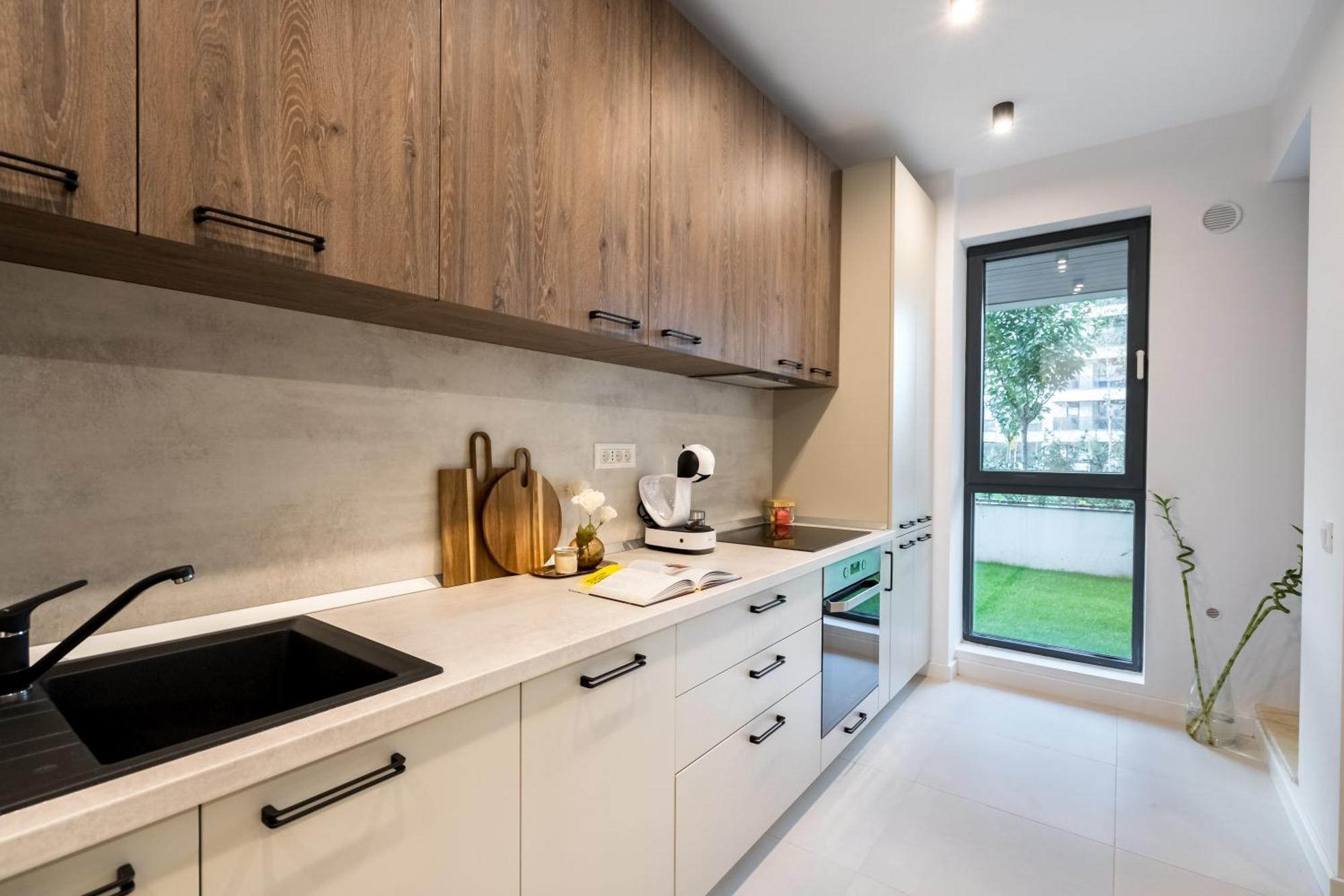 Botanlque 1br In Business Centre Apartament